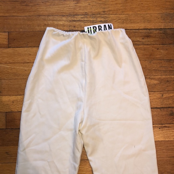 Urban Outfitters The Lulu Milky Stirrup Leggings, size Medium/Large - Picture 10 of 12